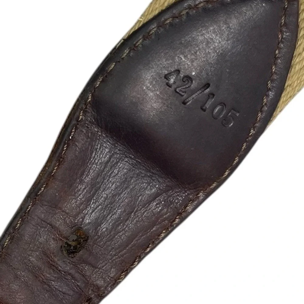 Vintage YRI Men's Golf Belt 42/105 Caves MD 2002 US Senior Open Design‎ Tan Navy